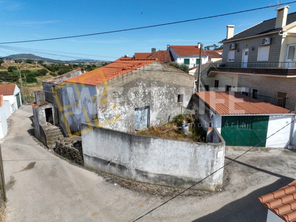 Terreno para Venda em Azueira e Sobral da Abelheira Foto 1