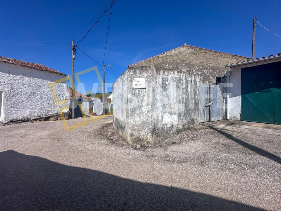 Moradia T2 para Venda em Azueira e Sobral da Abelheira Foto 17
