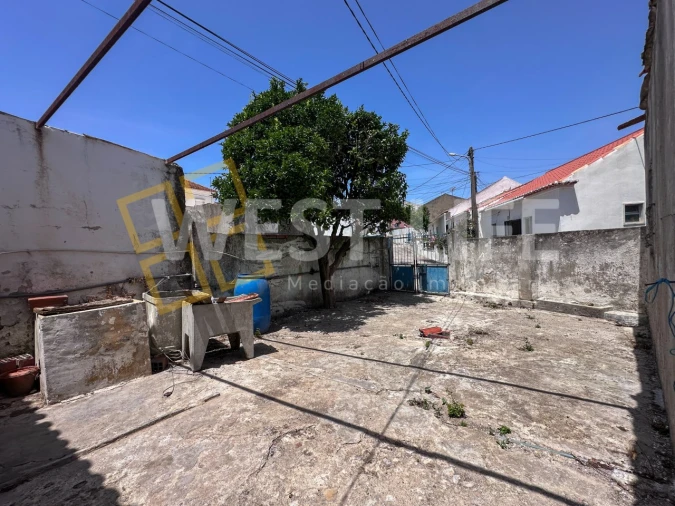 Moradia T2 para Venda em Freiria Foto 17