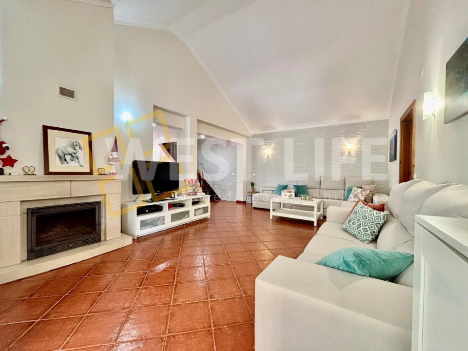 Moradia T4 para Venda em Mafra Foto 4