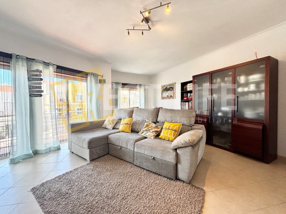 Apartamento T3 para Venda em Ericeira Foto 3