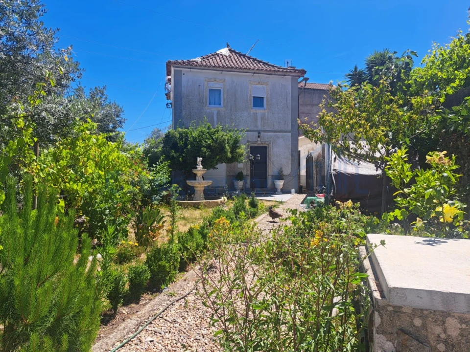 Moradia T2 para Venda em Nossa Senhora das Misericordias Foto 2