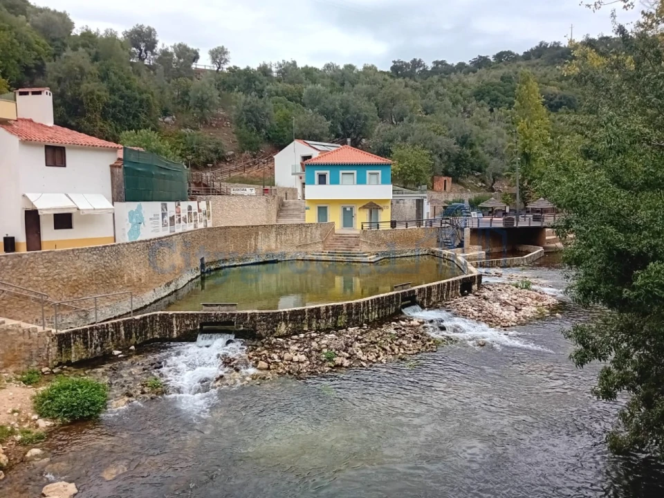 Moradia T2 para Venda em Nossa Senhora das Misericordias Foto 35