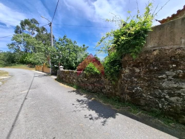 Quinta T3 para Venda em Junqueira
