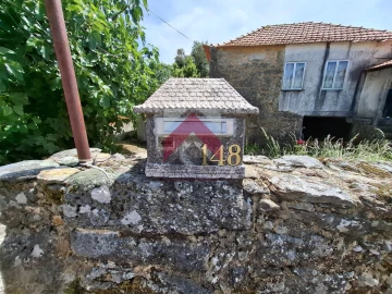 Quinta T3 para Venda em Junqueira