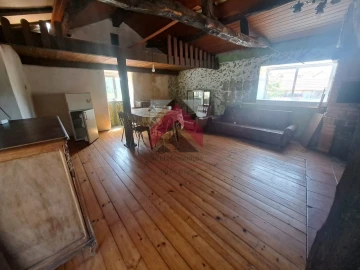 Quinta T3 para Venda em Junqueira
