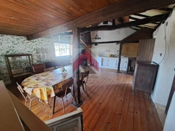 Quinta T3 para Venda em Junqueira