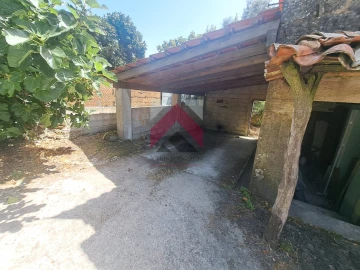 Quinta T3 para Venda em Junqueira