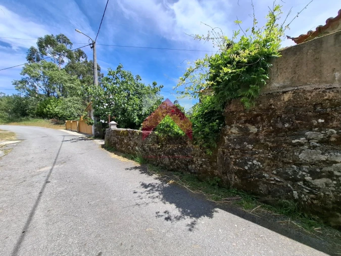 Quinta T3 para Venda em Junqueira Foto 45