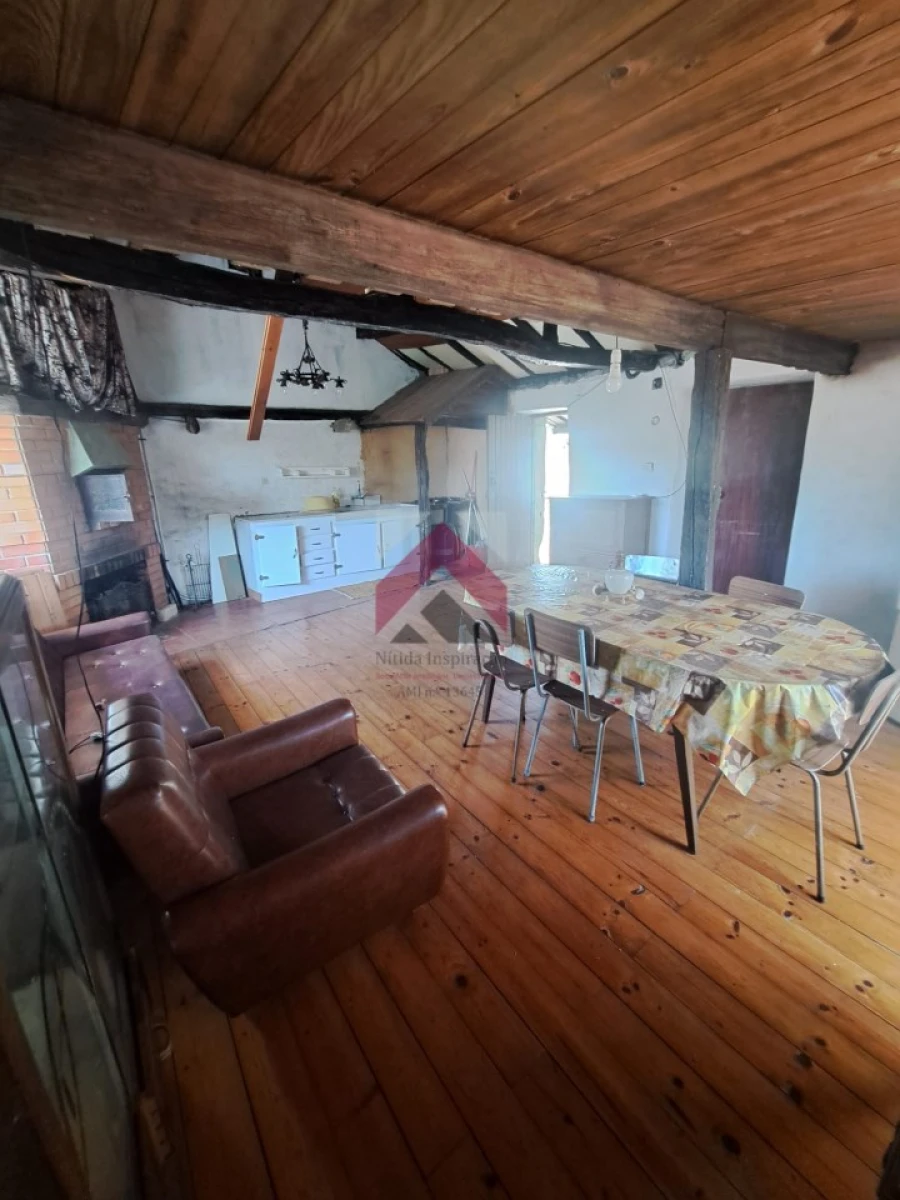 Quinta T3 para Venda em Junqueira Foto 5