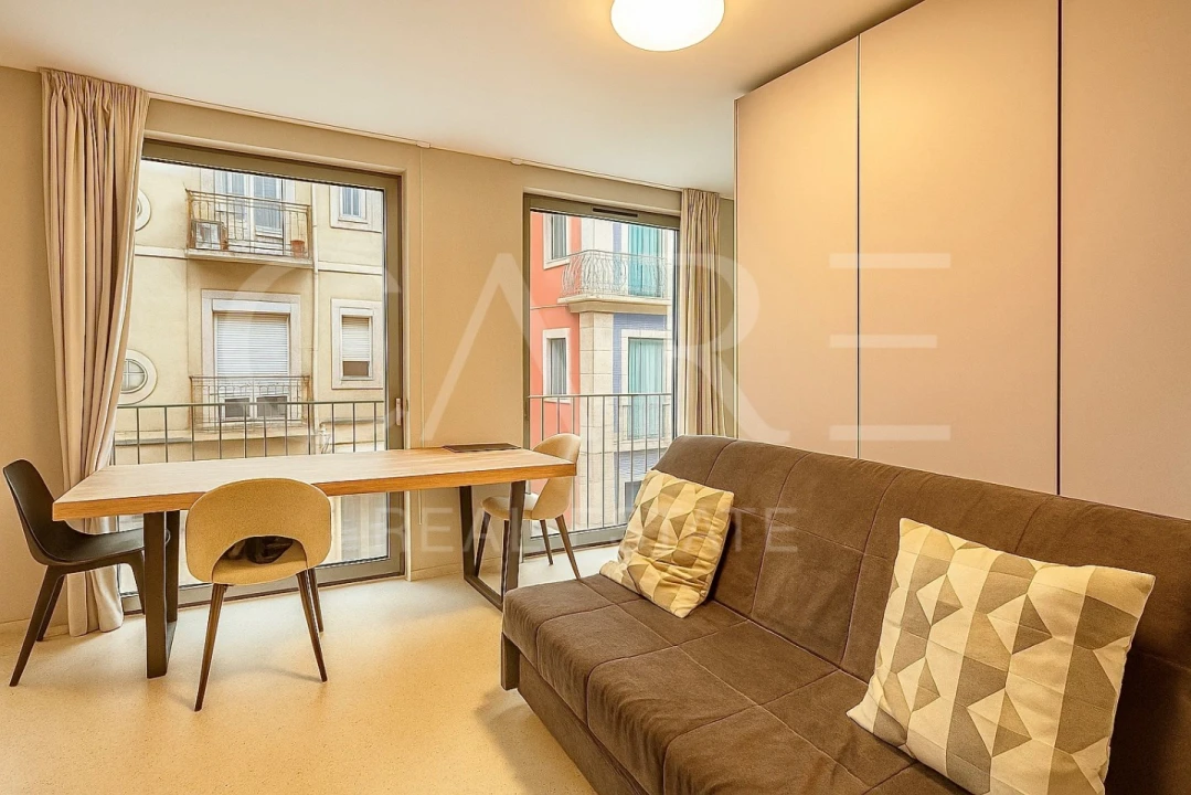 Apartamento T1 para Venda em Santo António Foto 6