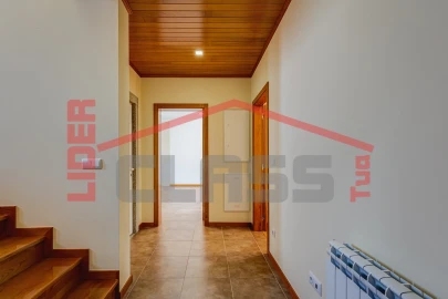 Moradia T4 para Venda em Mirandela