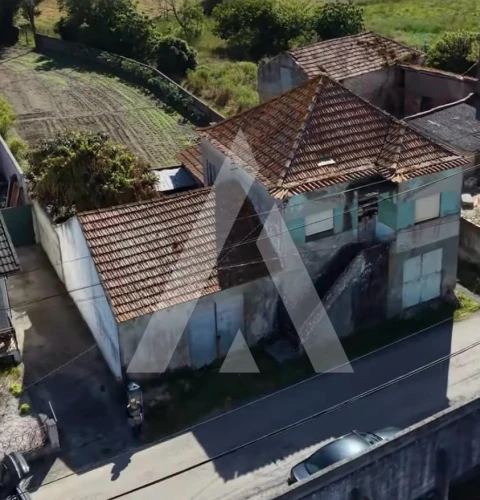 Moradia T5 para Venda em Oliveirinha