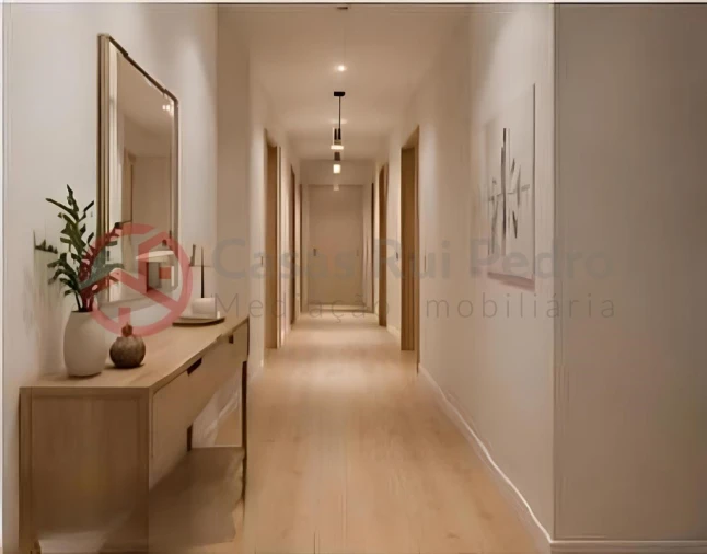 Apartamento T2 para Venda em Corroios Foto 2
