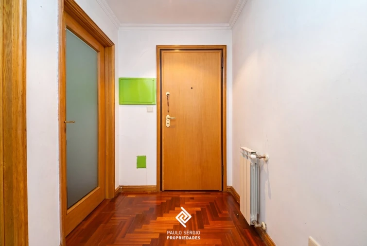 Apartamento T2 para Venda em Oliveira do Douro Foto 8
