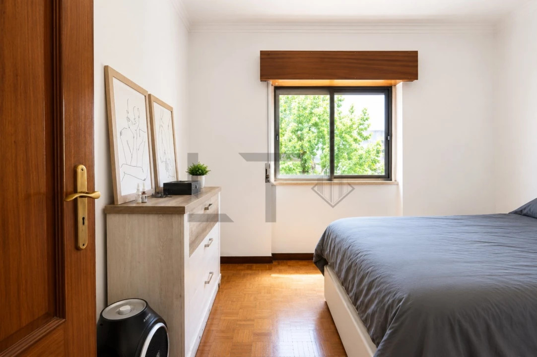 Apartamento T2 para Venda em São Domingos de Benfica Foto 24