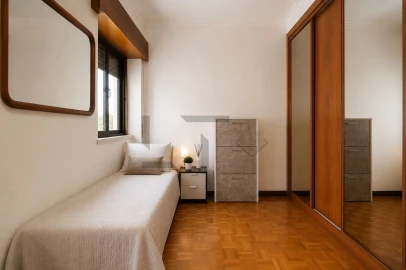 Apartamento T2 para Venda em São Domingos de Benfica