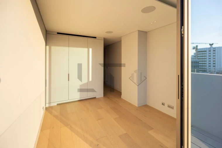 Apartamento T4 para Venda em Avenidas Novas Foto 18
