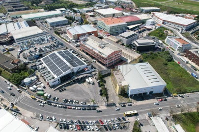 Armazém para Venda em Sacavém e Prior Velho