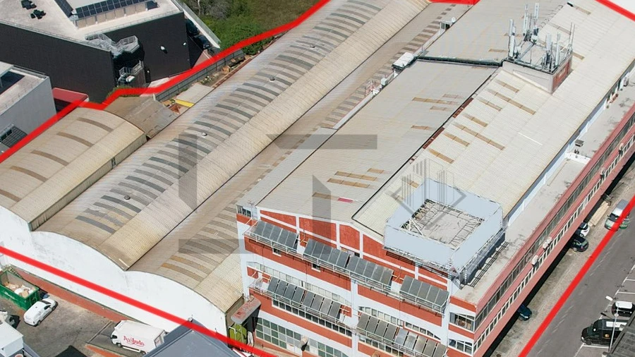 Armazém para Venda em Sacavém e Prior Velho