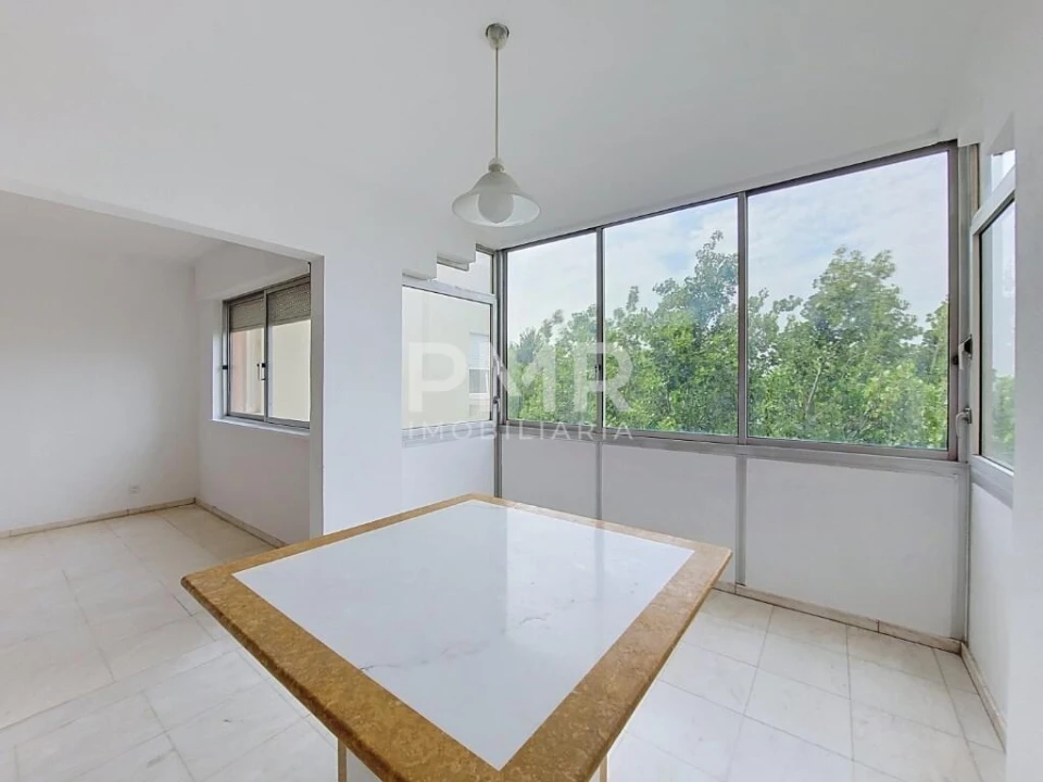 Apartamento T3 para Arrendamento em Lumiar Foto 2