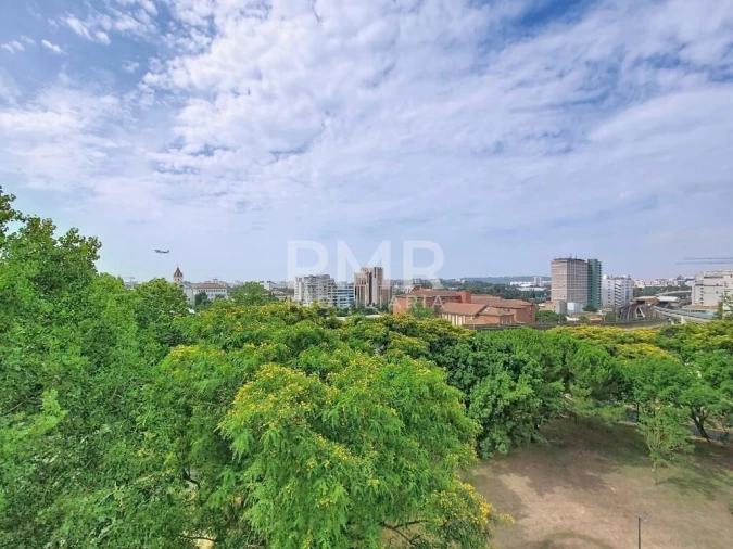 Apartamento T3 para Arrendamento em Lumiar Foto 19