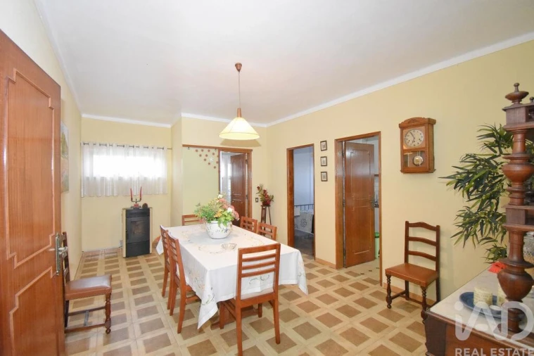 Moradia T4 para Venda em São Miguel, Santa Eufémia e Rabaçal Foto 24