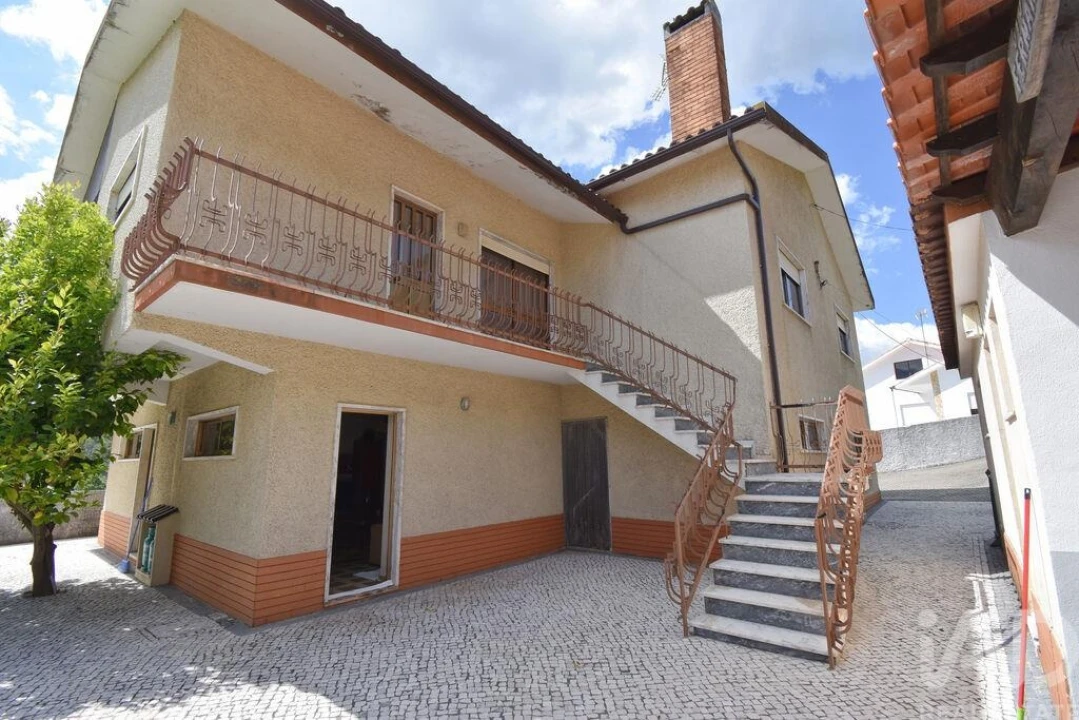 Moradia T4 para Venda em São Miguel, Santa Eufémia e Rabaçal Foto 32