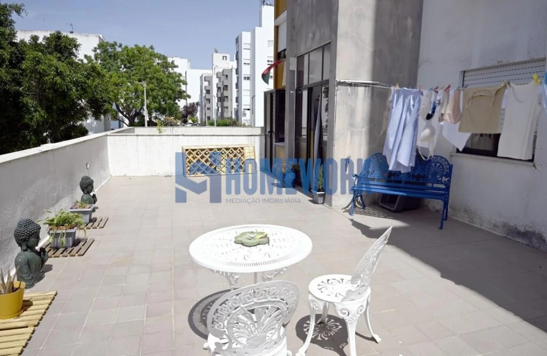 Apartamento T3 para Venda em Barreiro e Lavradio Foto 1