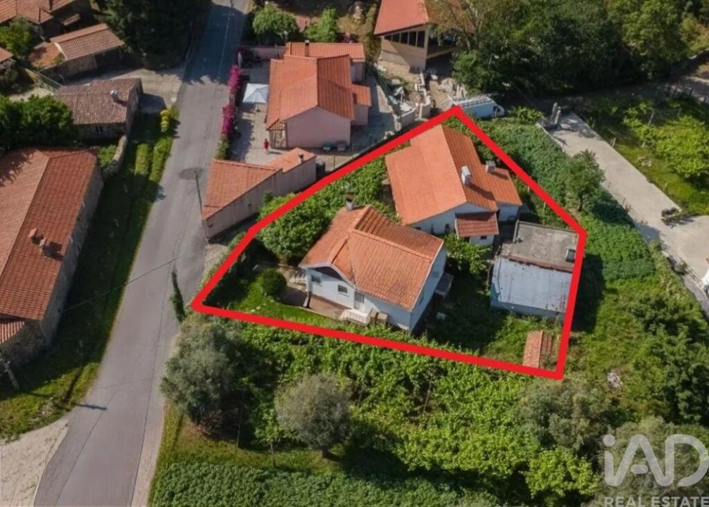 Moradia T5 para Venda em Covas Foto 1