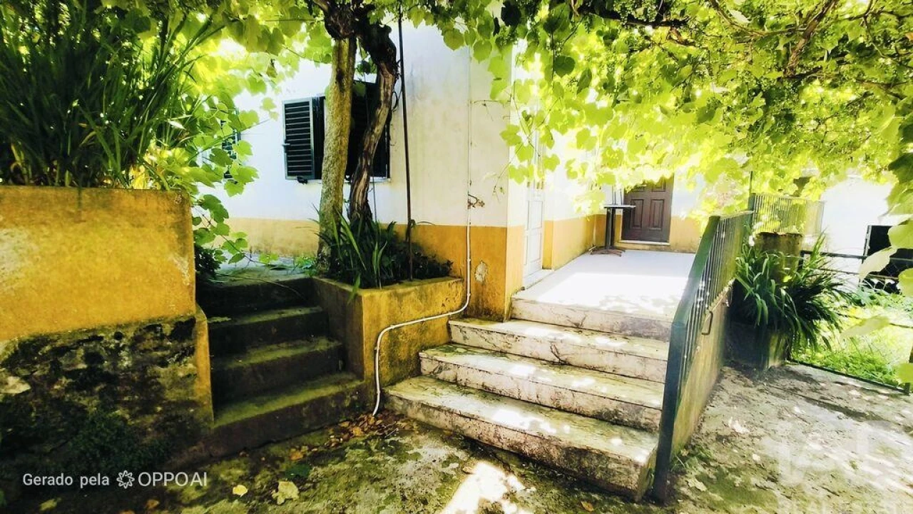 Moradia T5 para Venda em Covas Foto 9