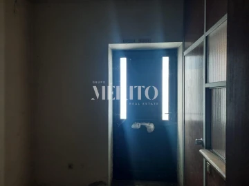 Prédio para Venda em Selho (São Jorge)