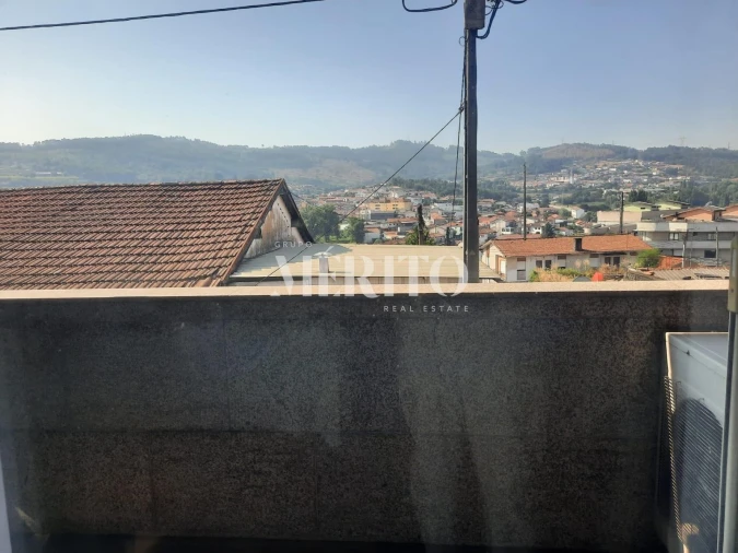 Prédio para Venda em Selho (São Jorge) Foto 26