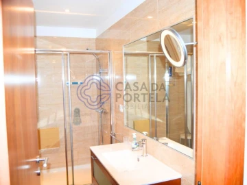 Moradia T4 para Venda em Bornes de Aguiar