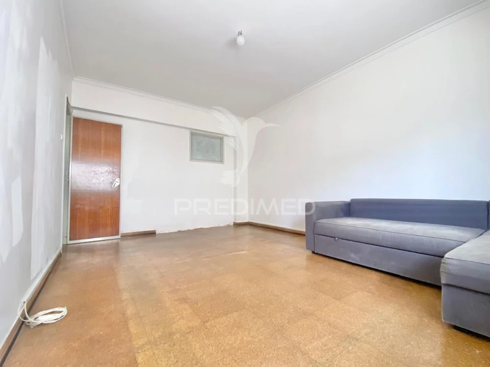 Apartamento T2 para Venda em Santa Iria de Azoia, São João da Talha e Bobadela Foto 8