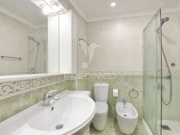 Apartamento T2 para Venda em Santa Iria de Azoia, São João da Talha e Bobadela