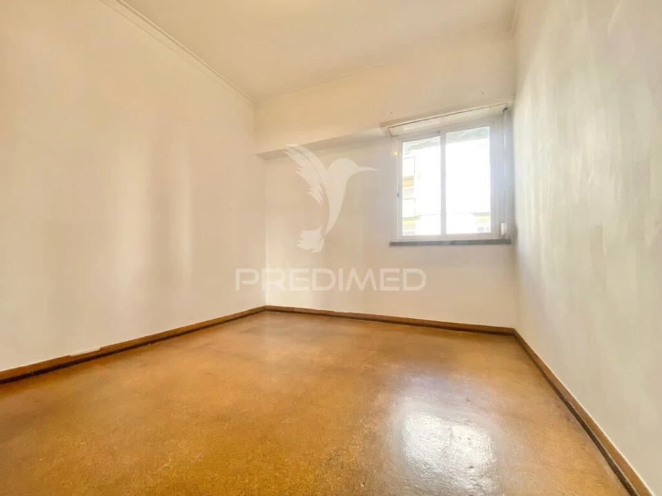 Apartamento T2 para Venda em Santa Iria de Azoia, São João da Talha e Bobadela Foto 18