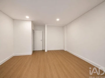 Apartamento para Venda em Currelos, Papízios e Sobral
