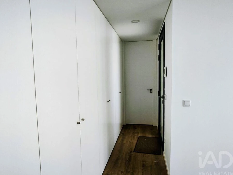 Moradia T1 para Venda em Vila Praia de Ancora Foto 14