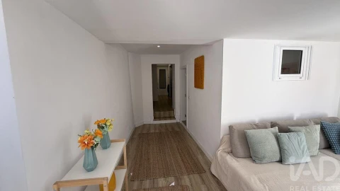 Apartamento T1 para Venda em São Vicente