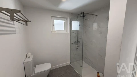 Apartamento T1 para Venda em São Vicente