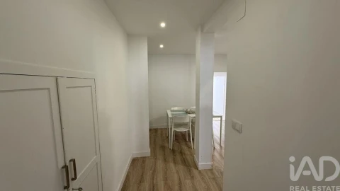 Apartamento T1 para Venda em São Vicente