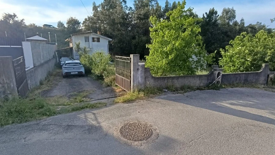 Moradia T2 para Venda em Santo Antonio dos Olivais