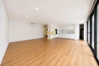 Apartamento T3 para Venda em Ponta Delgada (São José)
