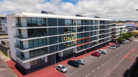 Apartamento T3 para Venda em Ponta Delgada (São José)