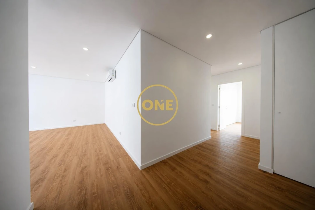 Apartamento T3 para Venda em Ponta Delgada (São José) Foto 3
