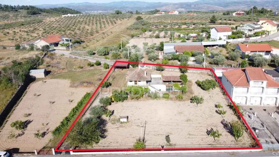 Moradia T3 para Venda em Bouça Foto 3