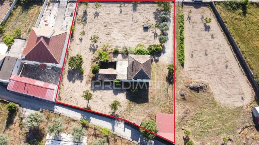 Moradia T3 para Venda em Bouça Foto 4