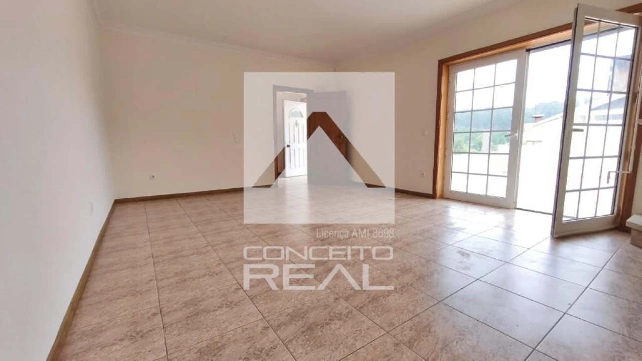 Moradia T3 para Venda em Canedo, Vale e Vila Maior Foto 9