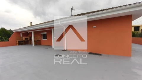 Moradia T3 para Venda em Canedo, Vale e Vila Maior